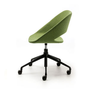 silla de oficina contemporánea