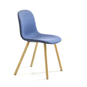 silla de diseño escandinavo