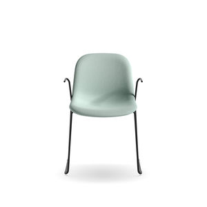 silla de visita de diseño escandinavo
