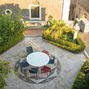 mesa de comedor contemporánea