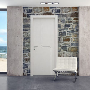 puerta de material laminado