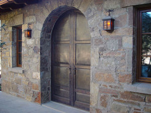 puerta de entrada / abatible / de madera
