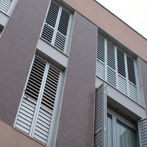 contraventana abatible