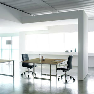 mesa de reuniones contemporánea