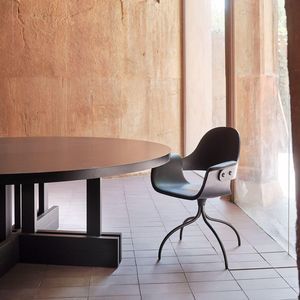 silla contemporánea