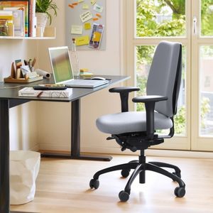 silla de oficina contemporánea