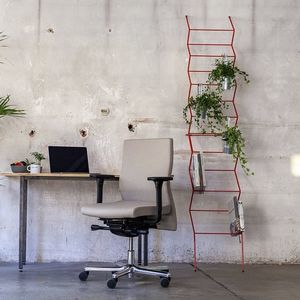 silla de oficina contemporánea