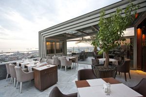 cerramiento de terraza autoportante / de aluminio / para restaurante / abertura telescópica