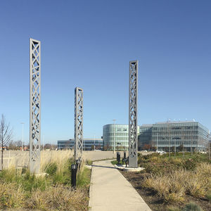 escultura de acero Corten