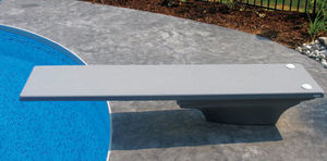 trampolín de piscina