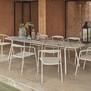 mesa de comedor contemporánea