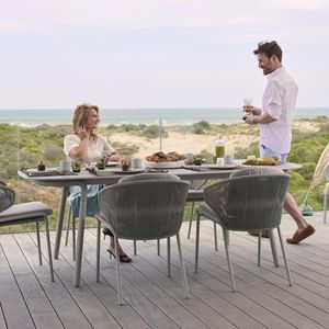 mesa de comedor contemporánea