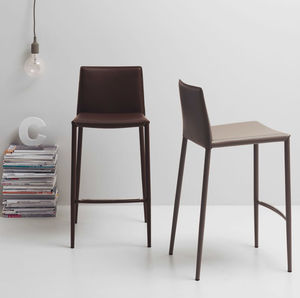silla de bar contemporánea
