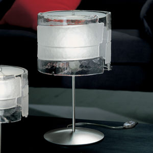 lámpara de mesa