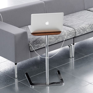 mesa de ordenador. contemporánea
