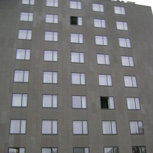 fachada ventilada de piedra