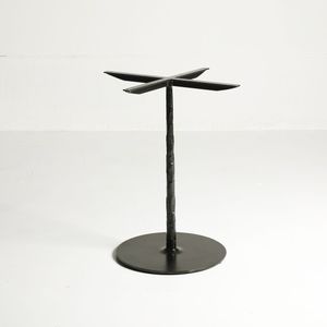 base de mesa de metal