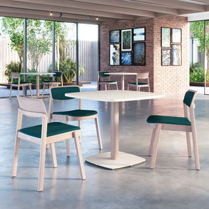 mesa contemporánea