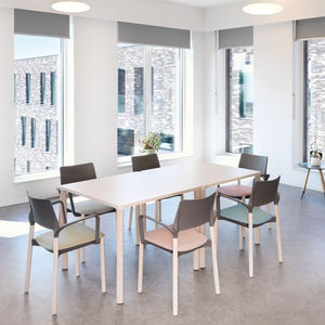 mesa contemporánea