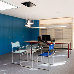 mesa contemporánea