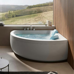 bañera de esquina