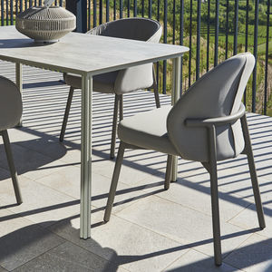 silla contemporánea