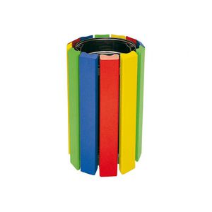 cubo de basura público