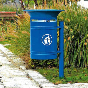 cubo de basura público