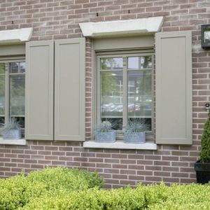 ventana abatible