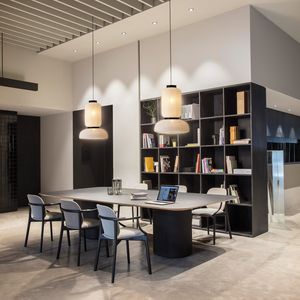 silla contemporánea