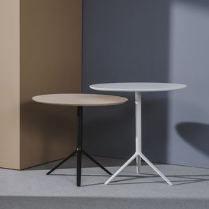 mesa de centro de diseño minimalista