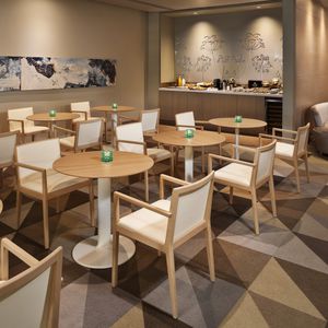 silla de restaurante contemporánea