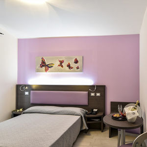habitación de hotel contemporánea