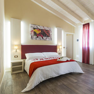 habitación de hotel contemporánea