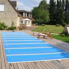 cubierta para piscina con barras