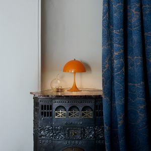 lámpara de mesa
