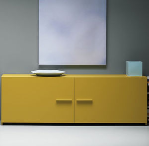 aparador contemporáneo / de madera lacada / amarillo