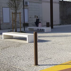 bolardo de protección