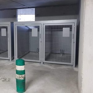 marquesina para bicicletas de acero