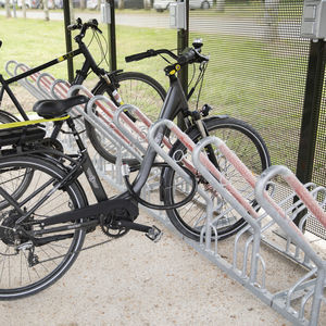 aparcabicis de suelo
