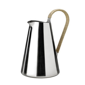 pichel de acero inoxidable pulido