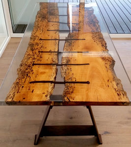 mesa de comedor contemporánea