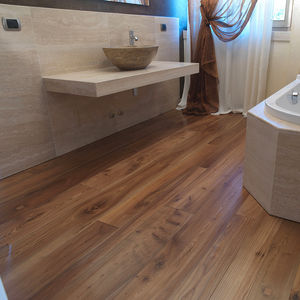 parquet multicapa / para pegar / de olmo / envejecido