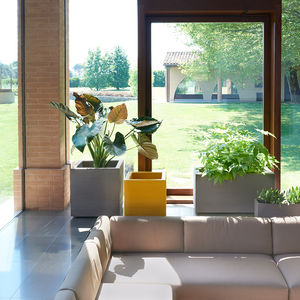 jardinera de polietileno