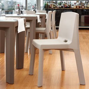 silla contemporánea