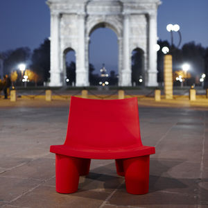 sillón bajo contemporáneo