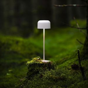 lámpara de mesa