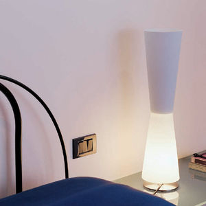 lámpara de mesa