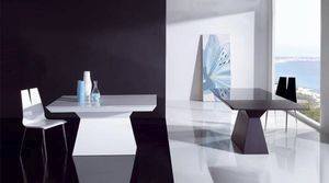 mesa contemporánea