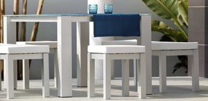 mesa contemporánea